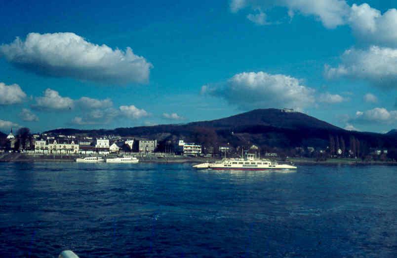 Fähre Niederdollendorf - Bad Godesberg