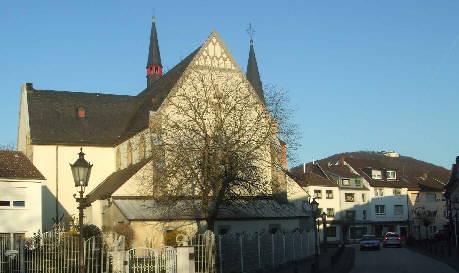Pfarrkirche und Petersberg