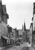 db_44_Dorfstrasse_und_Kirche_Juni_1941_HPTMTT_P1434