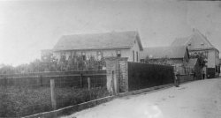 Probsthof, dahinter Bredershof, 1896